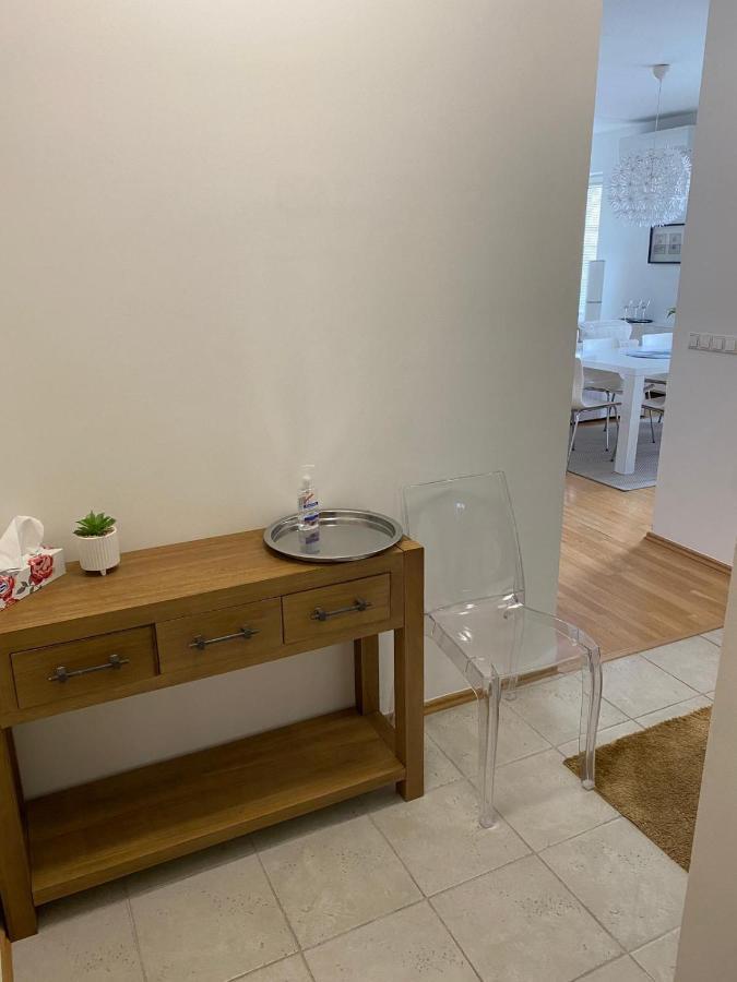 Papli Seaview Apartment بارنو المظهر الخارجي الصورة